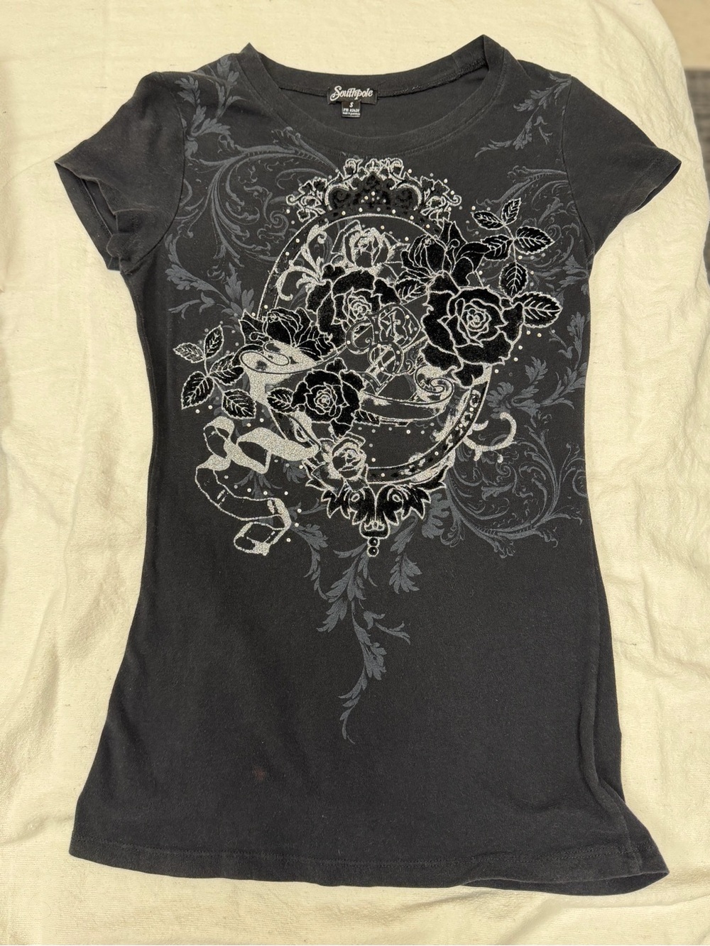 Southpole Y2K Black Rhinestone Rose Graphic Fitted Tee Size S